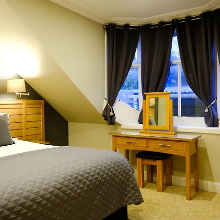 Glen Mhor Hotel At Uile-Bheist 'Brewstillery'-2